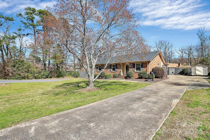 Property image 4 at 1244 India Hook Road, Rock Hill, SC 29732