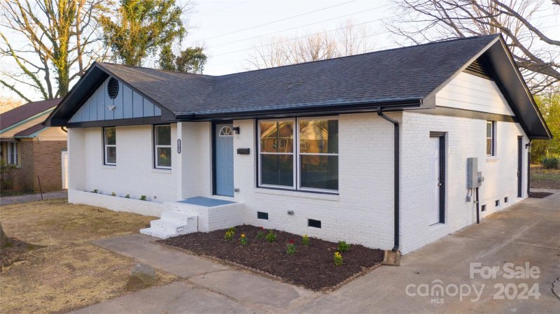 1101 Georgetown Drive