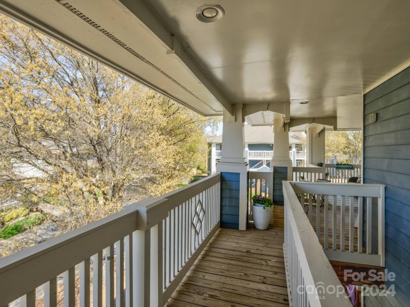 Property image 3 at 417 Olmsted Park Place, Charlotte, NC 28203