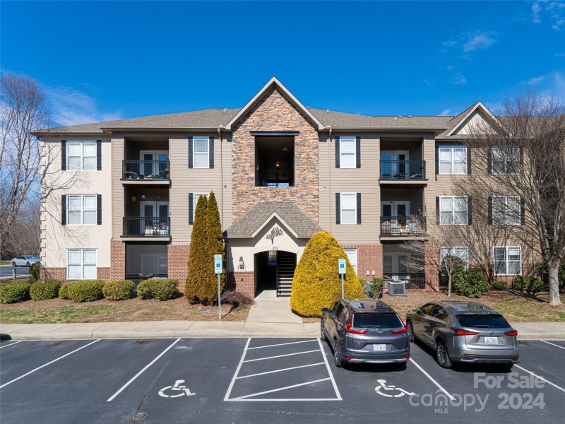 Property image 2 at 202 Brickton Village Circle, Fletcher, NC 28732