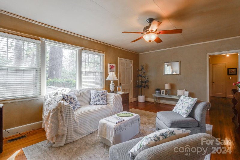 Property image 5 at 306 Palmetto Avenue, Winnsboro, SC 29180