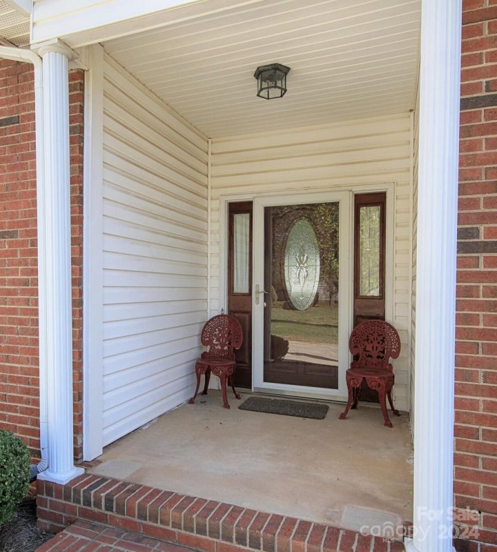 Property image 3 at 14851 Rexford Chase Court, Matthews, NC 28104