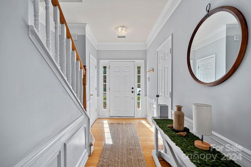 Property image 2 at 5554 Werburgh Street, Charlotte, NC 28209