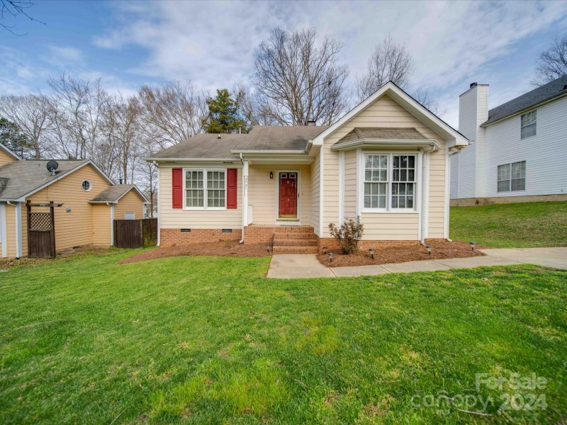 Property image 2 at 3721 Rosedown Drive, Matthews, NC 28105