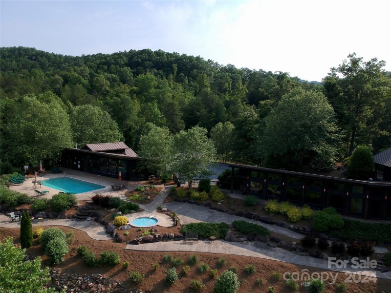 Property image 4 of 75 Raccoon Run in French Broad Crossing, Marshall, NC 28753
