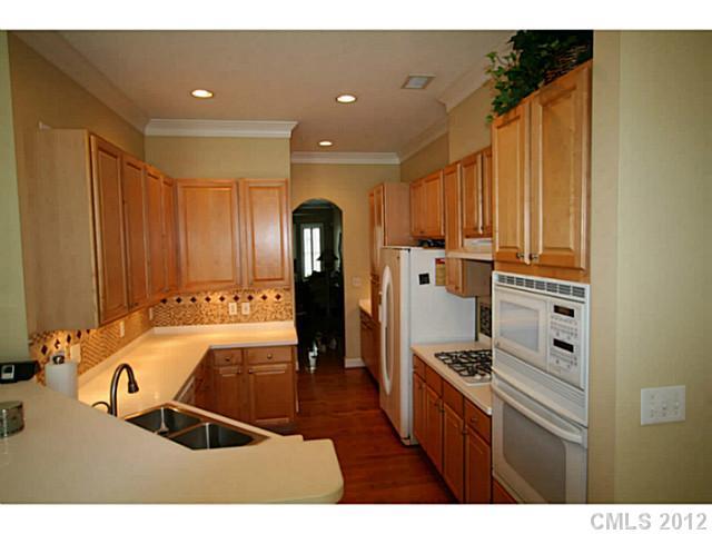 Property image 3 at 125 Wendover Heights Circle, Charlotte, NC 28211