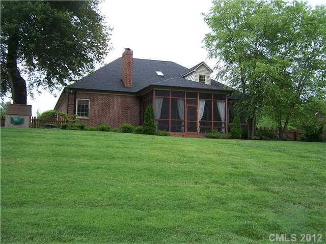 Property image 2 at 5585 S Oakmont Street, Kannapolis, NC 28081