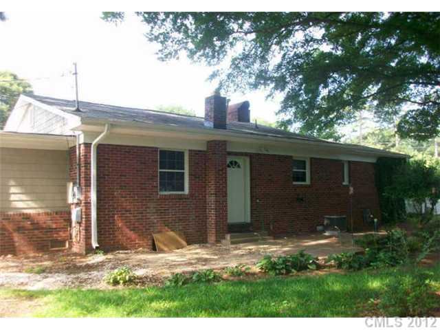 Property image 2 at 2508 Armstrong Park Drive, Gastonia, NC 28054