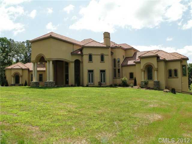 Property image 2 at 2014 Iverson Lane, Waxhaw, NC 28173