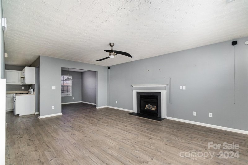 Property image 2 at 736 Reigate Road, Charlotte, NC 28262