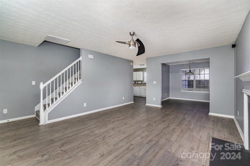 Property image 3 at 736 Reigate Road, Charlotte, NC 28262