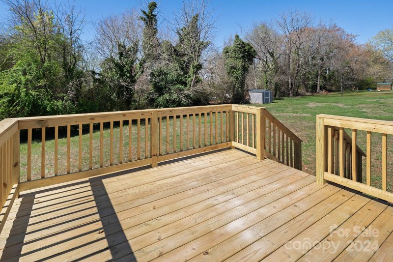 Property image 3 at 124 Kilborne Drive, Newton, NC 28658