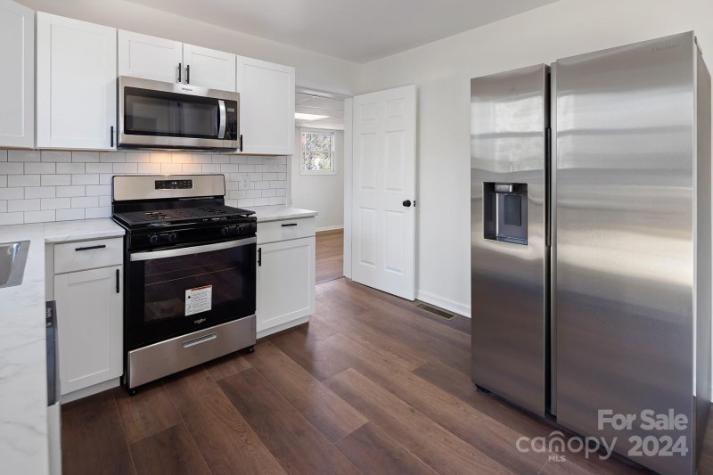 Property image 5 at 124 Kilborne Drive, Newton, NC 28658