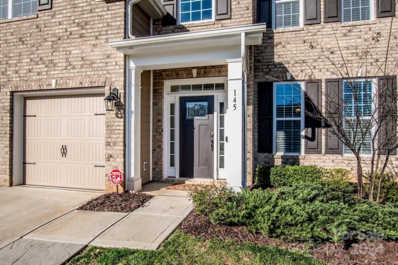 Property image 2 at 145 Candlelight Way, Mooresville, NC 28115