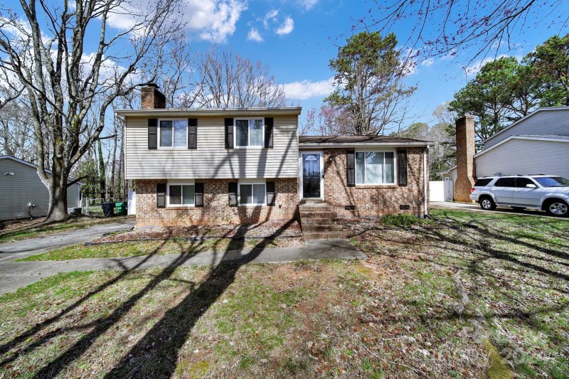 6230 Holly Knoll Drive