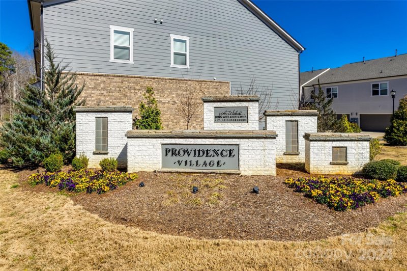 Property image 3 at 5819 Ardrey Kell Road, Charlotte, NC 28277