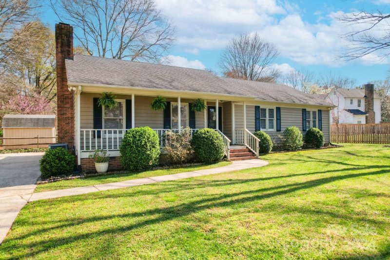 Property image 3 at 6523 Ironkettle Road, Charlotte, NC 28270