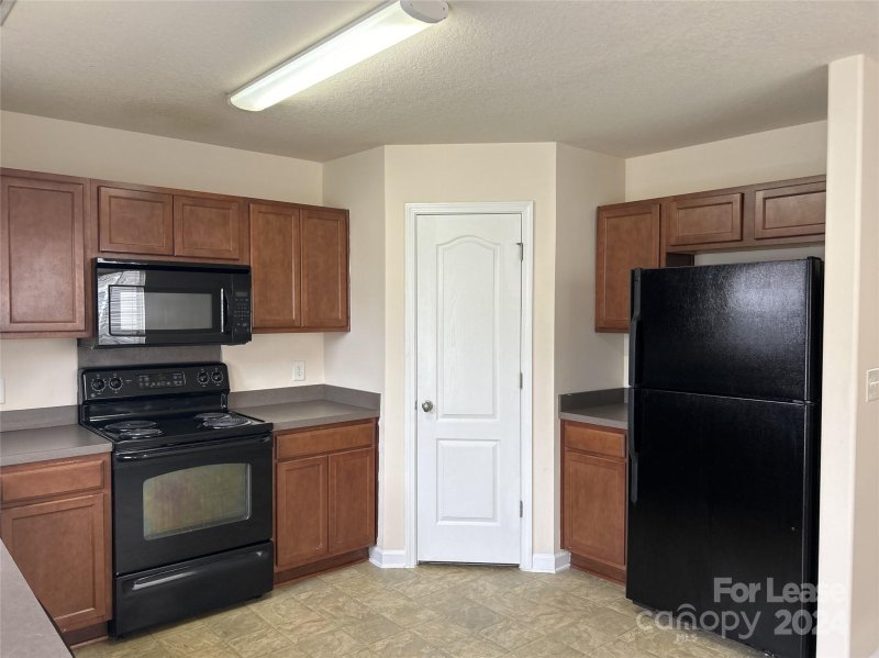 Property image 5 at 7011 Bullock Drive, Charlotte, NC 28214