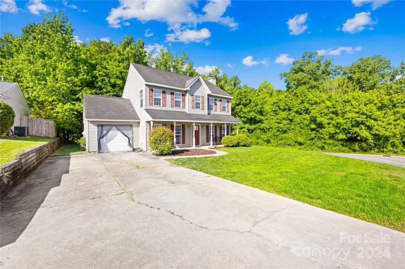 Property image 4 at 3715 Chepstow Court, Charlotte, NC 28262