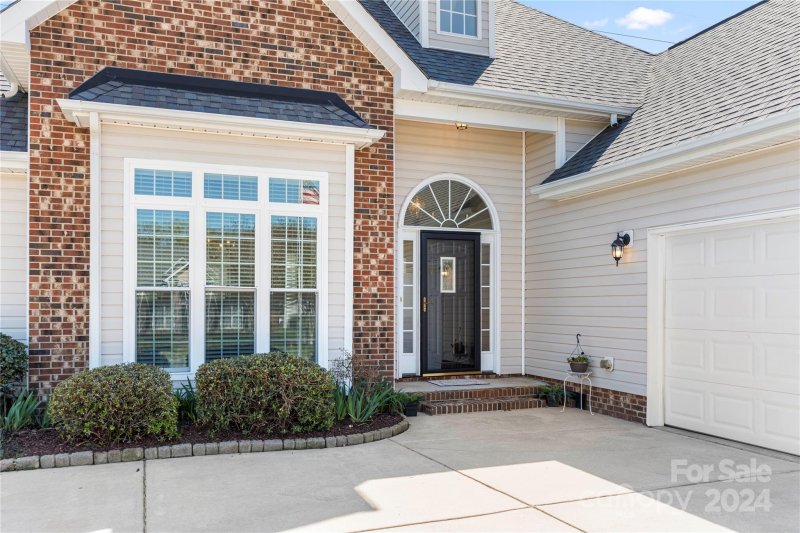 Property image 2 at 2002 Galena Chase Drive, Indian Trail, NC 28079