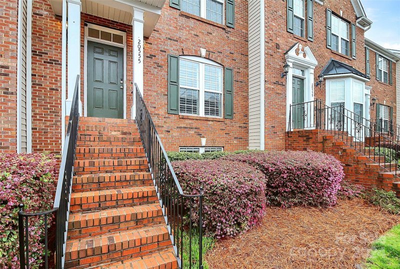 Property image 3 at 20555 Harbor View Drive, Cornelius, NC 28031