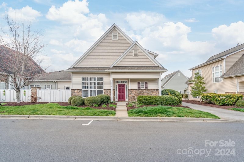 3312 Tulip Tree Lane