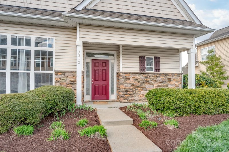 Property image 3 at 3312 Tulip Tree Lane, Charlotte, NC 28273