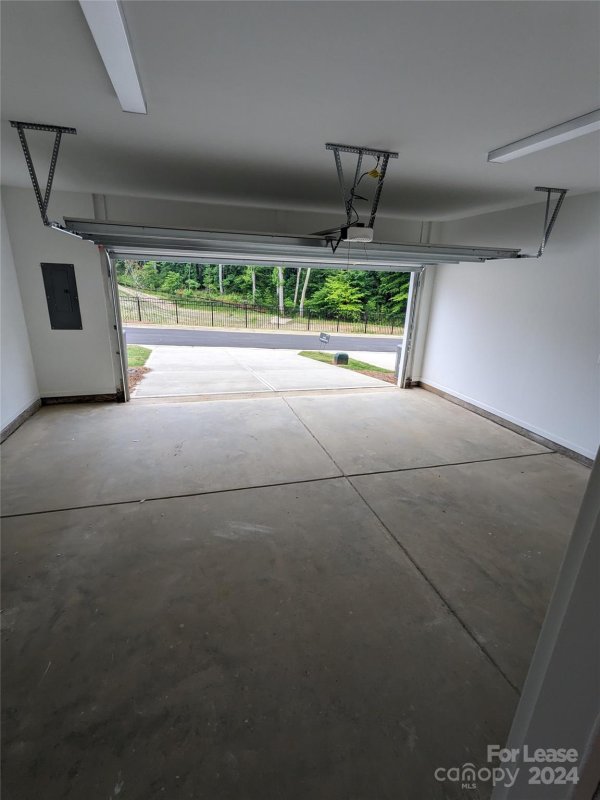 Property image 5 at 135 C Berkeley Avenue, Mooresville, NC 28117