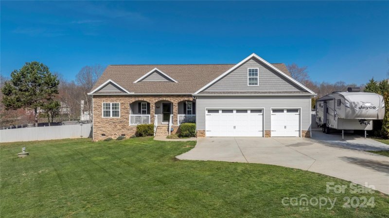 Property image 3 at 128 Logan Ridge Drive, Statesville, NC 28677