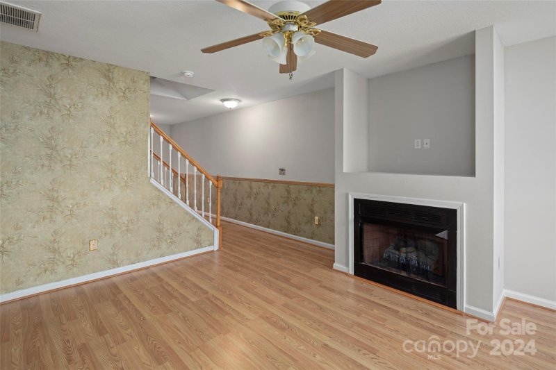 Property image 4 at 392 Wiltshire Circle, Fletcher, NC 28732