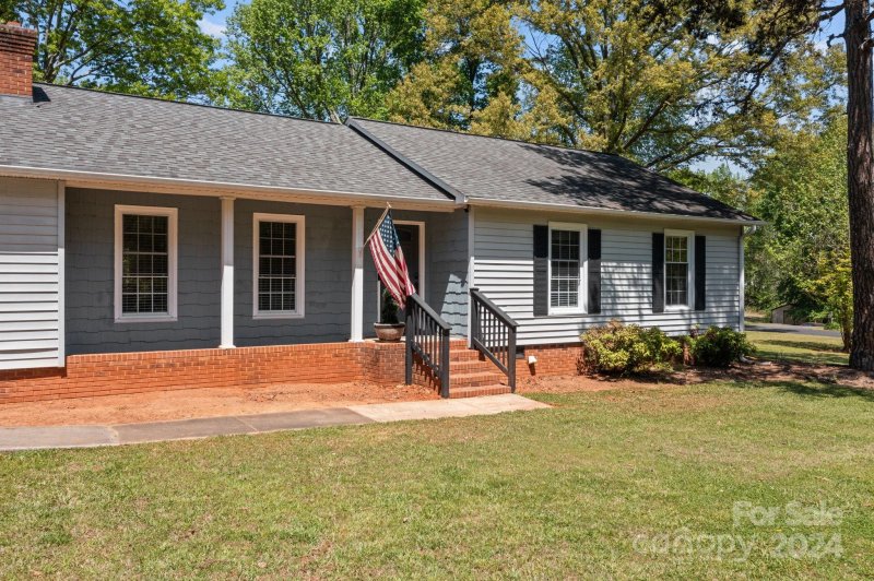 Property image 4 at 5323 Tanbark Lane, Kannapolis, NC 28083