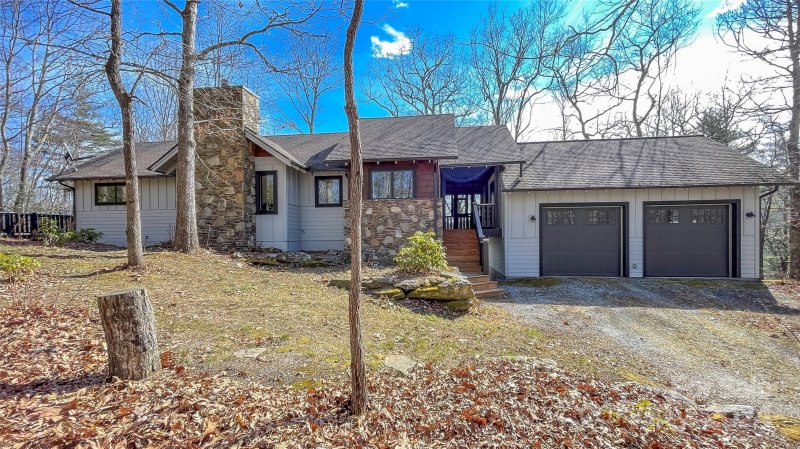 Property image 3 at 1130 Sitting Rock Trail Trail, Cullowhee, NC 28723