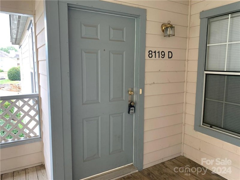 Property image 3 at 8119 Tremaine Court, Charlotte, NC 28227