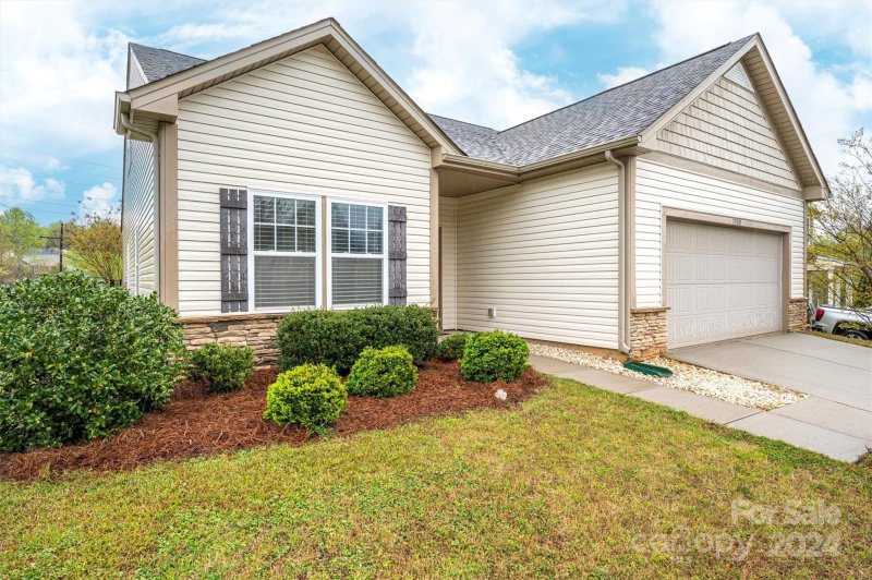 3908 Catawba Hills Drive