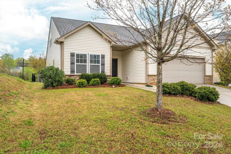 Property image 3 at 3908 Catawba Hills Drive, Gastonia, NC 28056