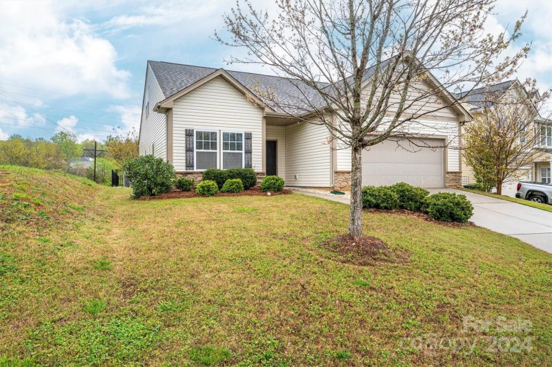 Property image 4 at 3908 Catawba Hills Drive, Gastonia, NC 28056