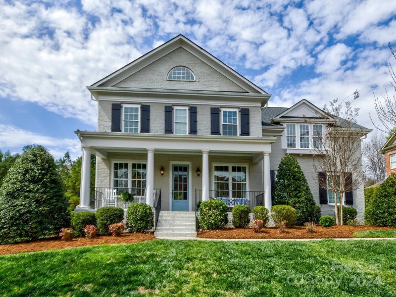 16114 Reynolds Drive