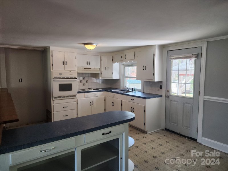 Property image 5 at 602 Walker Street, Kannapolis, NC 28081