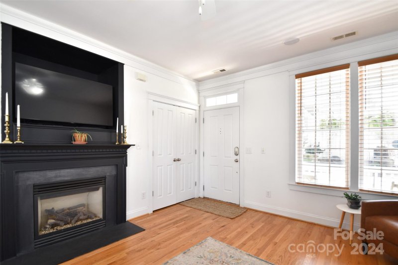 Property image 4 at 302 Bridges Farm Road, Mooresville, NC 28115