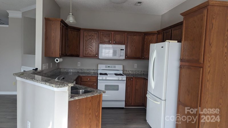 Property image 4 at 6027 Shining Oak Lane, Charlotte, NC 28269