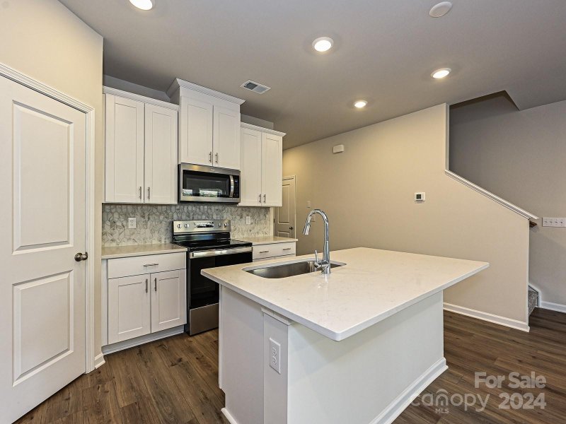 Property image 2 at 499 Tayberry Lane, Fort Mill, SC 29715