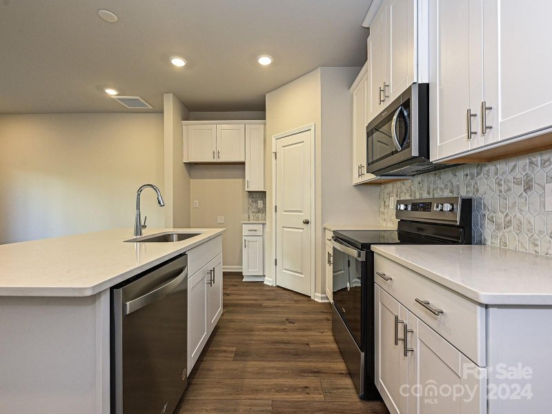 Property image 4 at 499 Tayberry Lane, Fort Mill, SC 29715