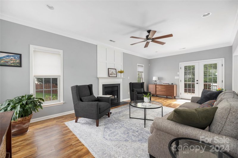 Property image 2 at 11812 Pheasant Lane, Charlotte, NC 28277