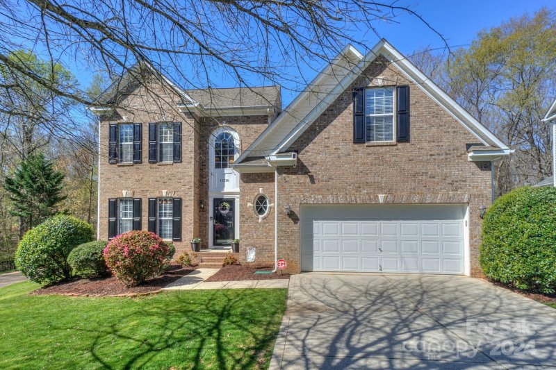 Property image 2 at 12220 Pinegate Court, Pineville, NC 28134