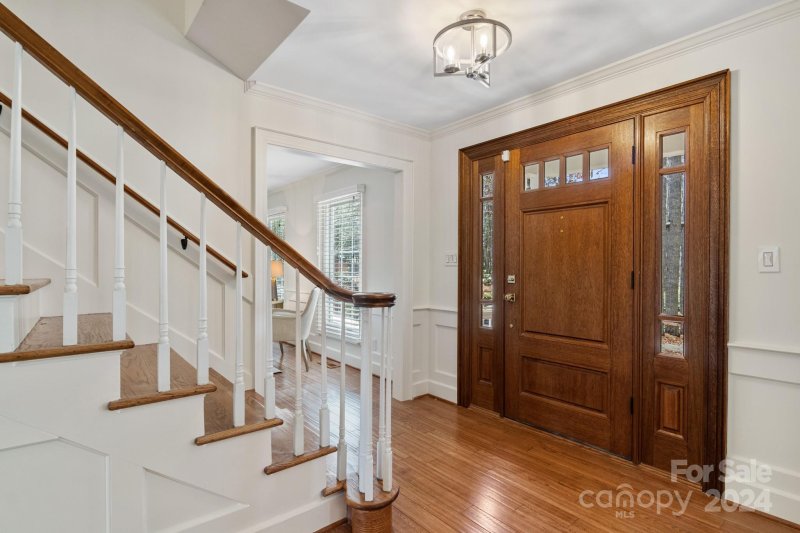 Property image 4 at 4 Stuyvesant Crescent, Asheville, NC 28803