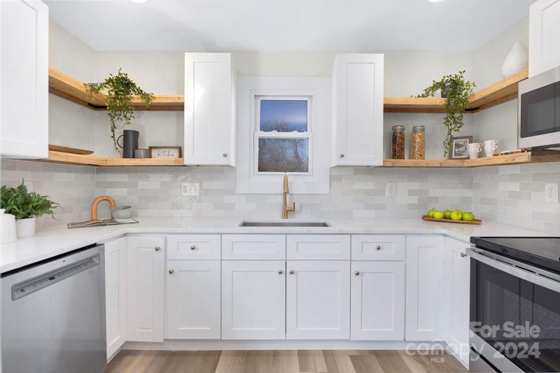 Property image 4 at 45 Court Street, Belmont, NC 28012