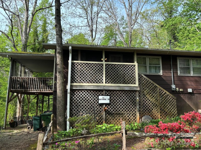 Property image 2 at 1 E Hawthorne Drive, Asheville, NC 28805