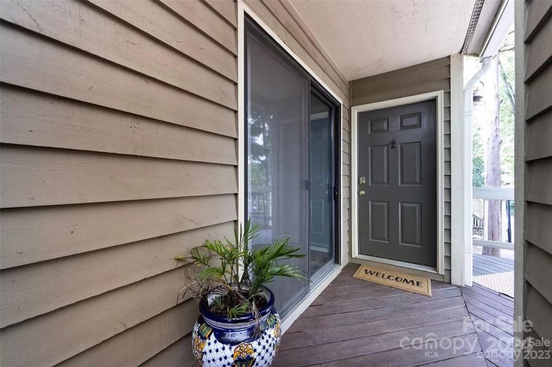 Property image 2 at 1604 Sharon Road, Charlotte, NC 28210