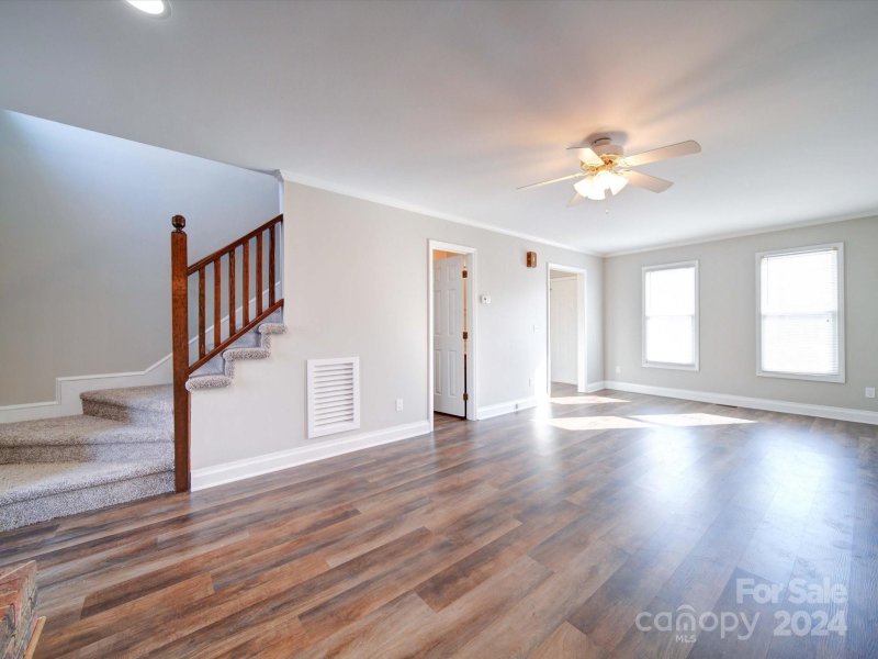 Property image 4 at 1146 Crestmont Drive, Concord, NC 28025