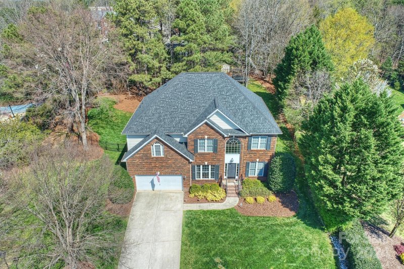 Property image 2 at 15524 Donnington Drive, Charlotte, NC 28277
